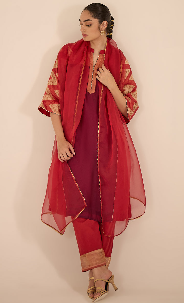 BAITHAK: Chevron Red and Purple Kurta Set