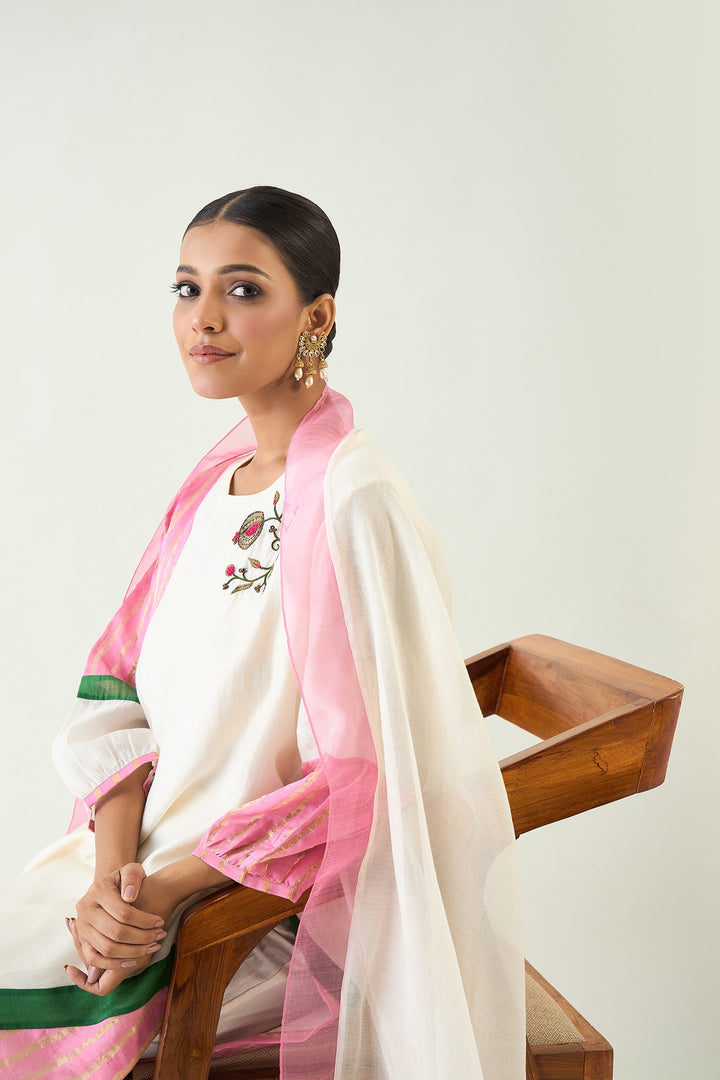 Mohini: Straight Kurta set - Ivory and Pink