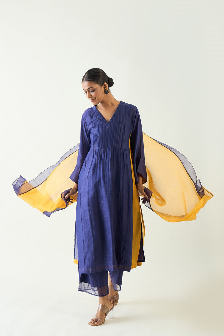 Soft Chanderi and Organza dupatta - Mustard and Purple