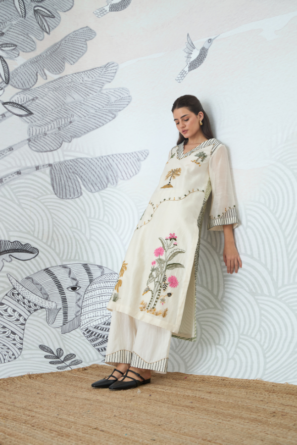 MOUNTAIN EMBROIDERY KURTA