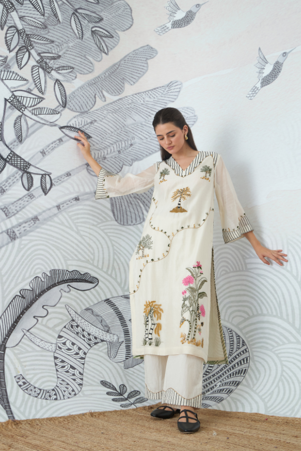 MOUNTAIN EMBROIDERY KURTA