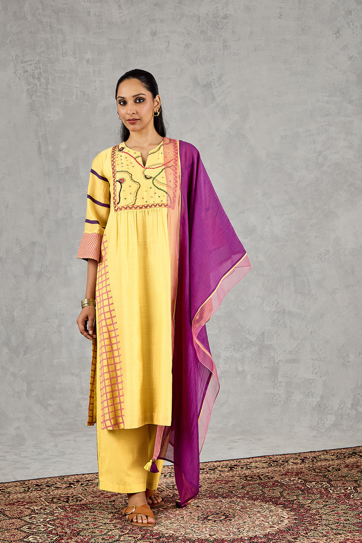 OLIVE YELLOW LONG ABSTRACT YOKE KURTA SET