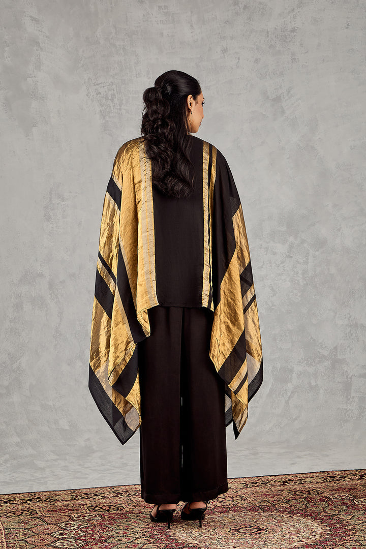 BLACK ASYMMETRICAL CAPE SET