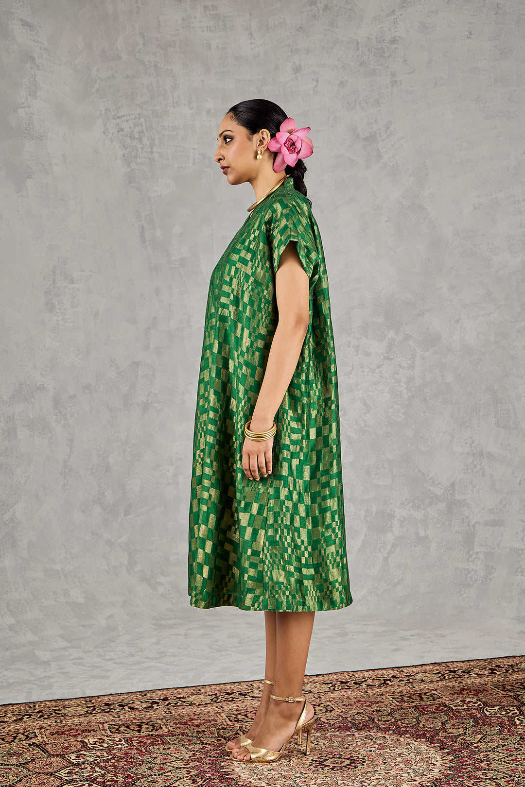 GREEN CHECK V-NECK LONG DRESS