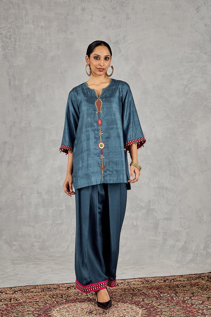 BLUE FISH PATCH EMBROIDERY SHORT TUNIC