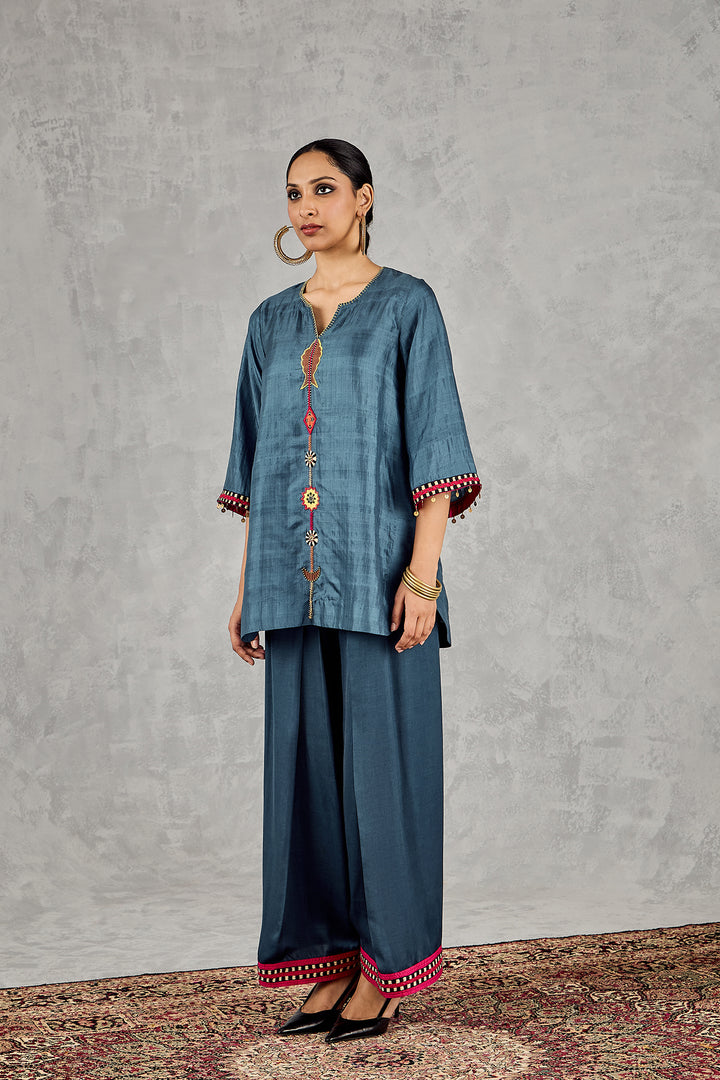 BLUE FISH PATCH EMBROIDERY SHORT TUNIC