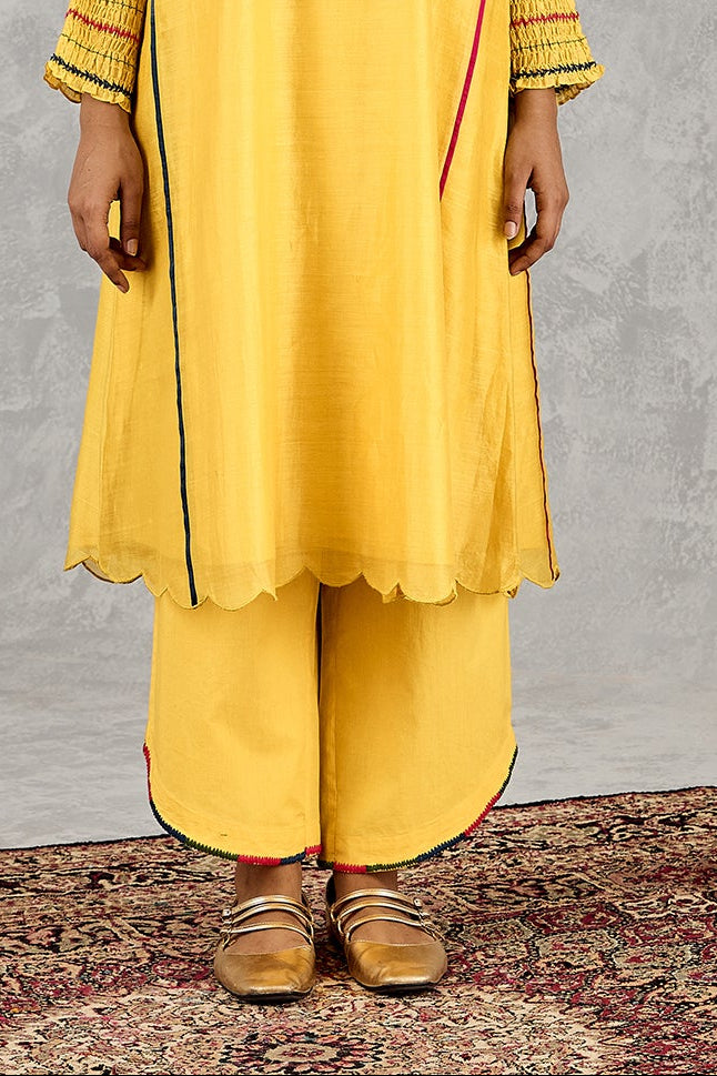 YELLOW ZIG-ZAG EMBROIDERY SLOPE PANT