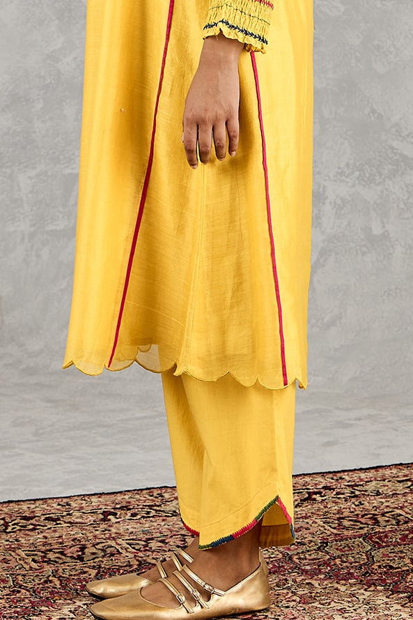 YELLOW ZIG-ZAG EMBROIDERY SLOPE PANT