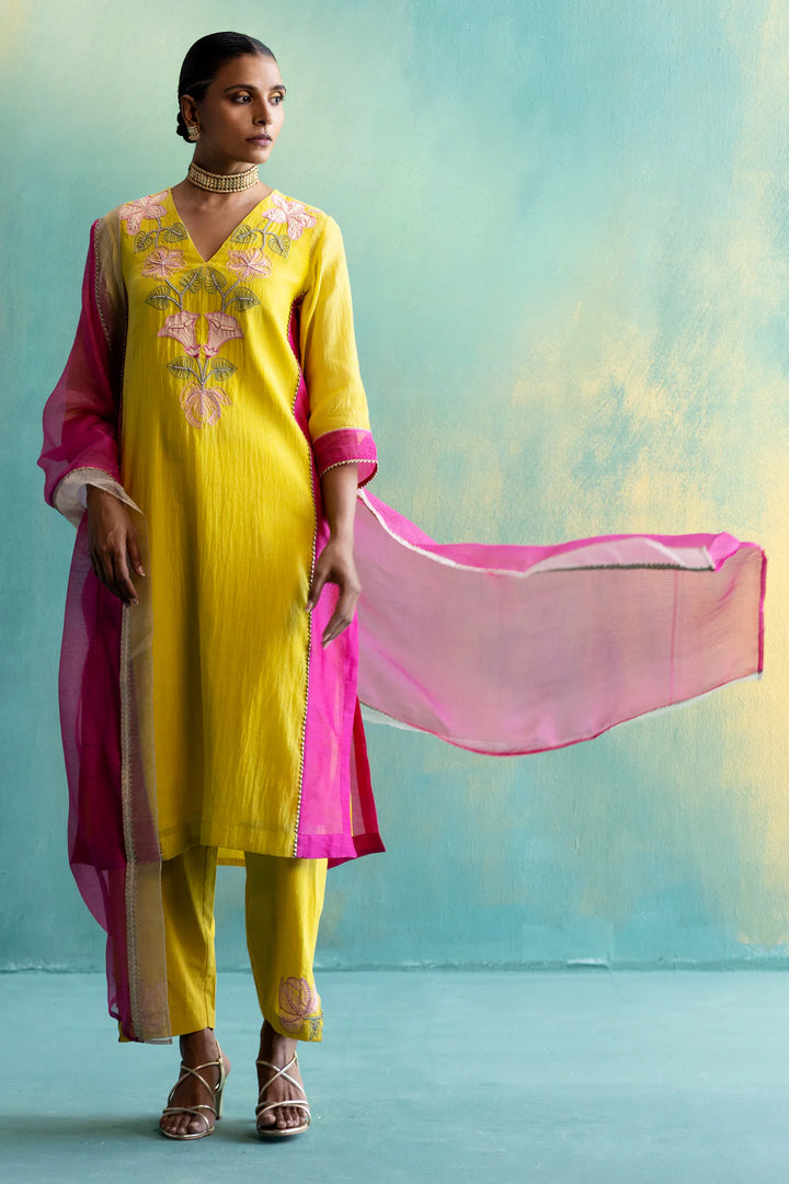 Dil-kash Yellow and Pink colour block Chanderi v-neck Floral embroidery Kurta set