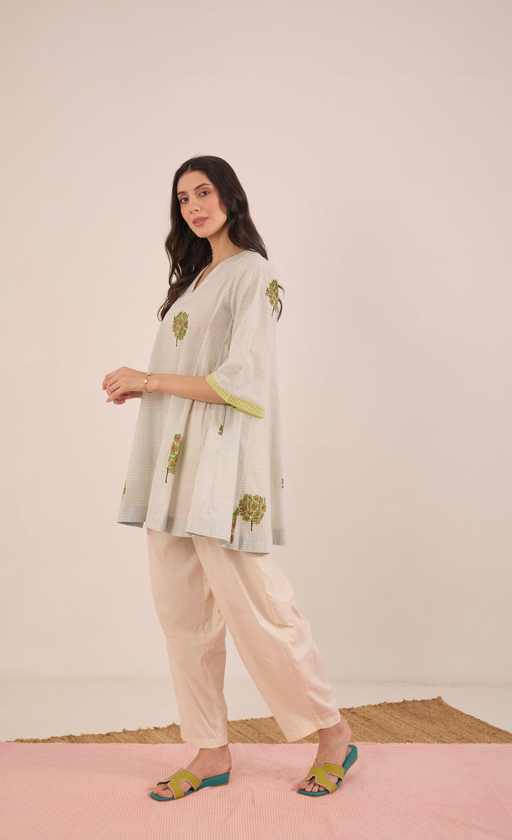 COTTON BOAT PANTS - IVORY