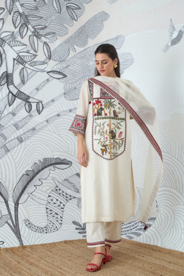 IVORY EMBROIDERY PANTS