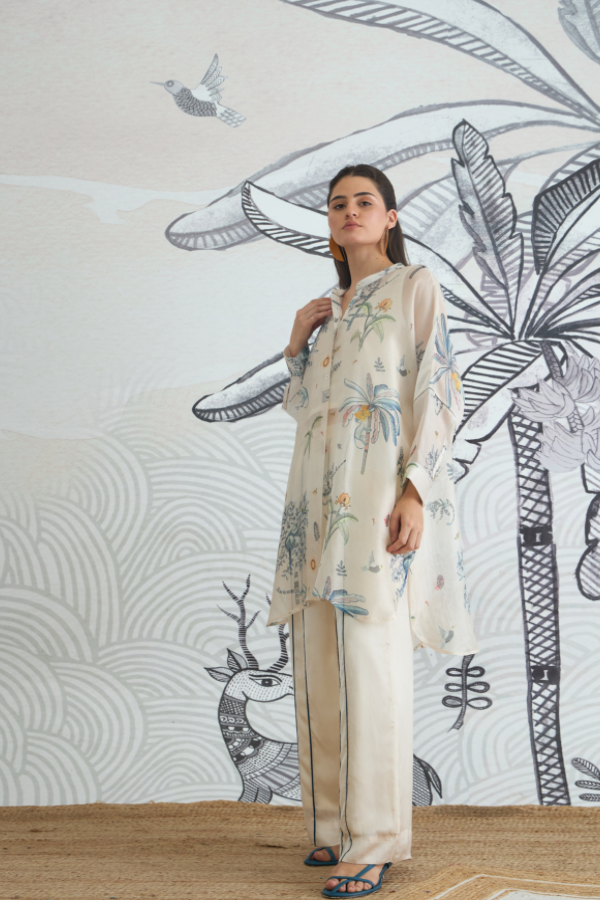 JUNGLE KIMONO TUNIC WITH BLUE PIPING PANTS
