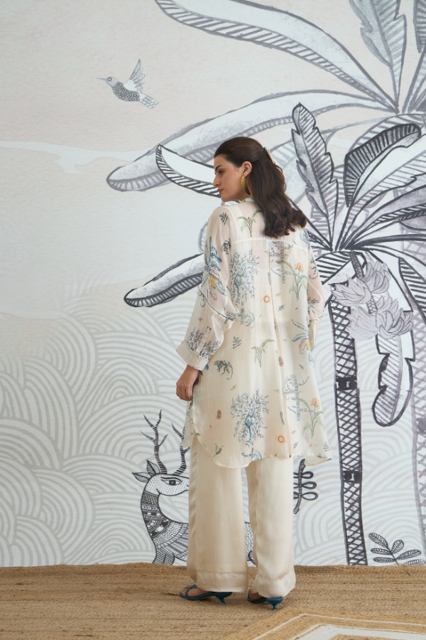 JUNGLE KIMONO TUNIC WITH BLUE PIPING PANTS