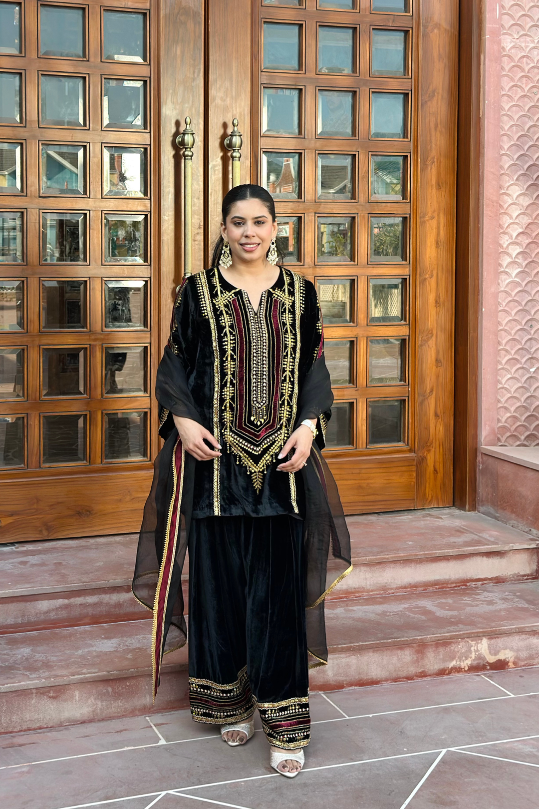 BLACK ORGANZA DUPATTA WITH RED BORDER