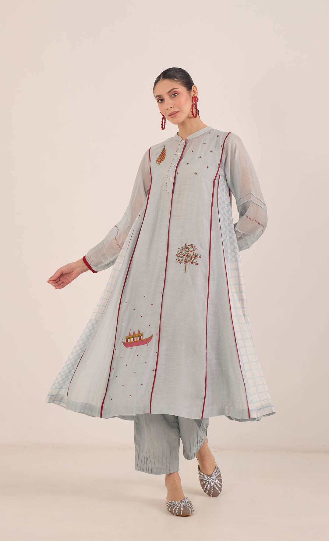 CHINAR: COTTON PINTUCK PANTS - POWDER BLUE