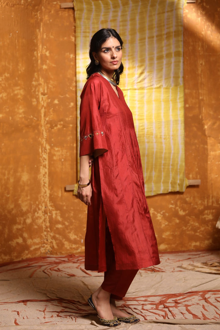 Maroon Handloom Silk Pintuck Choga With Pant & Dupatta