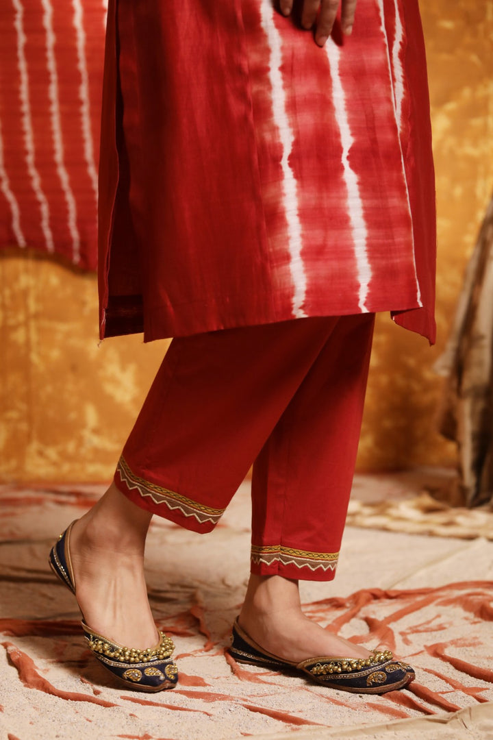 Maroon V-Neck Tie Dye Kurta Set