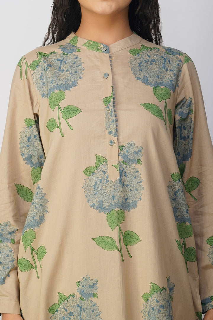 Blue Hydrangea Tunic With Plain Pants