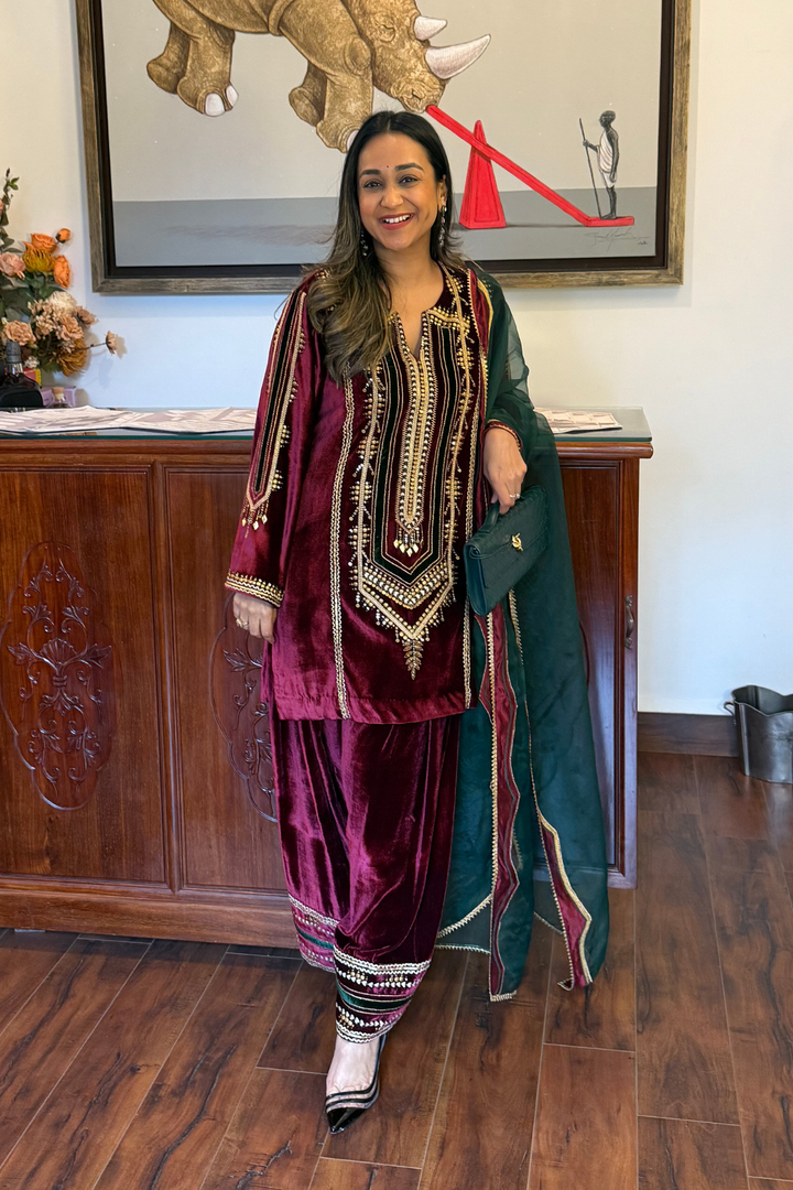 MAROON VELVET SHORT KURTA