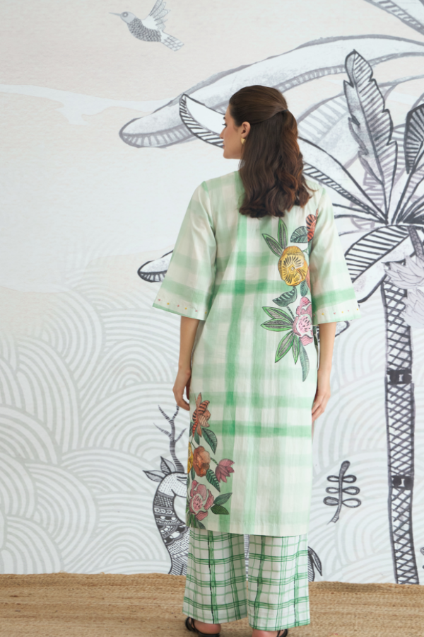 GREEN CHECK FLOWER PLACEMENT KURTA WITH GREEN CHECK PANTS