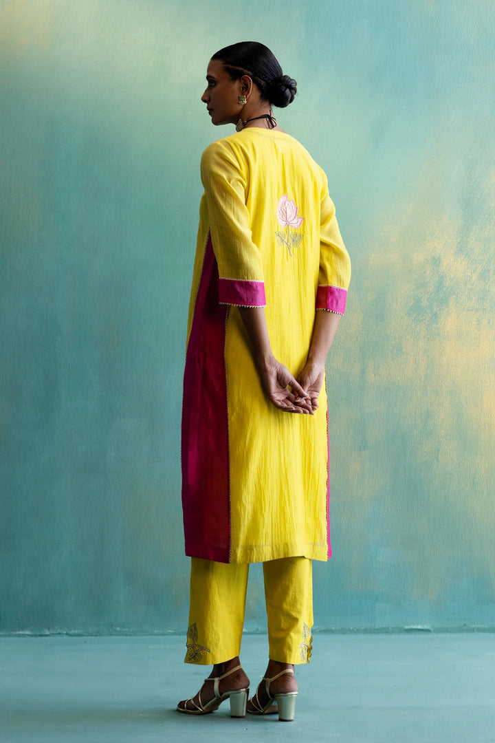 Dil-kash Yellow and Pink colour block Chanderi v-neck Floral embroidery Kurta set