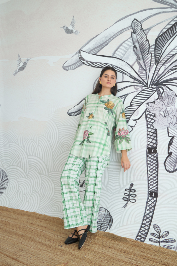 GREEN CHECK FLOWER NAMAH TUNIC WITH GREEN CHECK PANTS