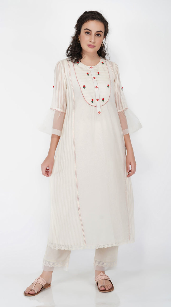 SAAWAN- CREAM CHANDERI ROSE YOK KURTA SET