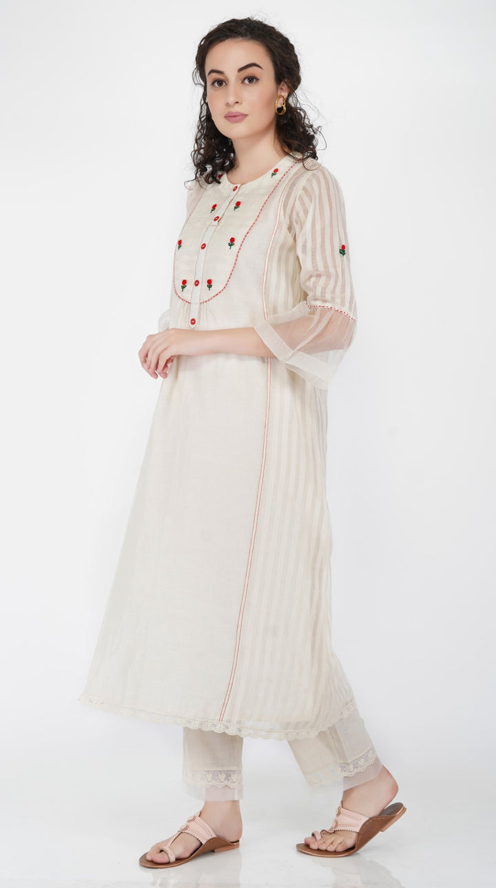 SAAWAN- CREAM CHANDERI ROSE YOK KURTA SET