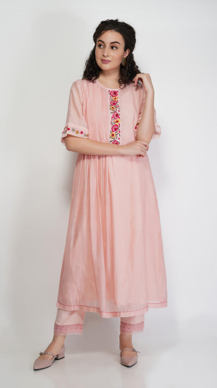 SAAWAN- BABY PINK CHANDERI FLORAL EMBROIDERY KURTA SET