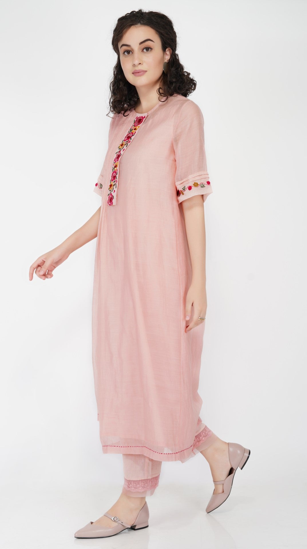 SAAWAN BABY PINK CHANDERI FLORAL FRONT PANEL PLEATED KURTA WITH COTTON LACE AND ORGANZA SHEER PANTS AND LACE DUPATTTA