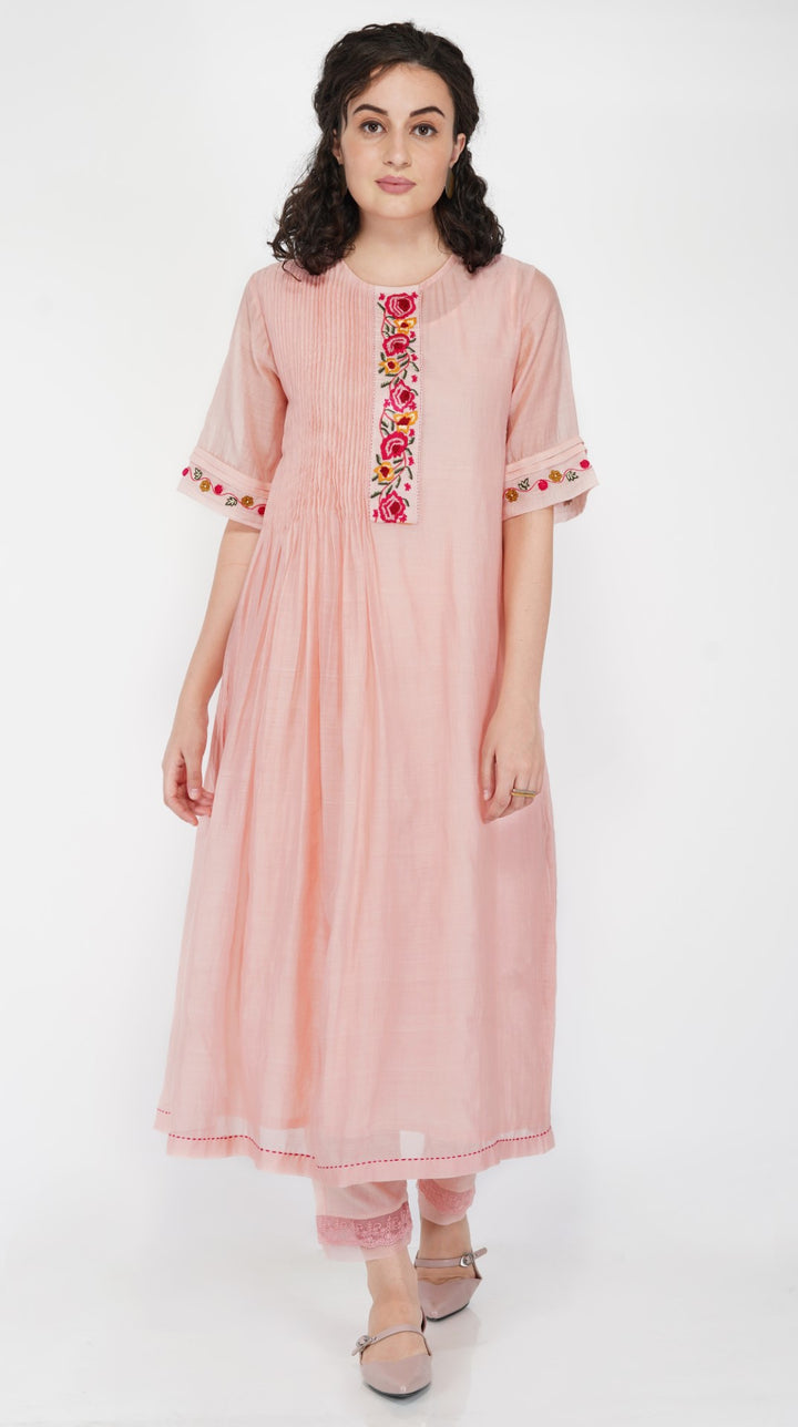 SAAWAN- BABY PINK CHANDERI FLORAL EMBROIDERY KURTA SET