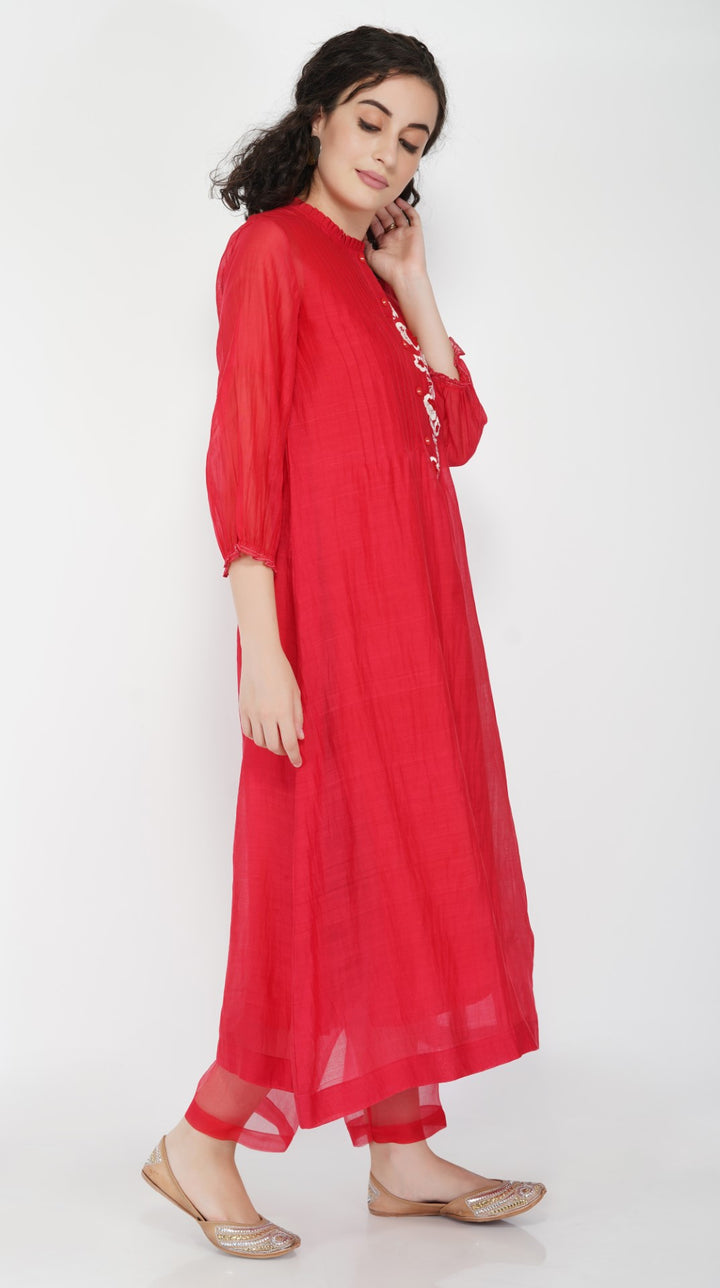 SAAWAN- RED CHANDERI FLOWER EMBROIDERY KURTA SET