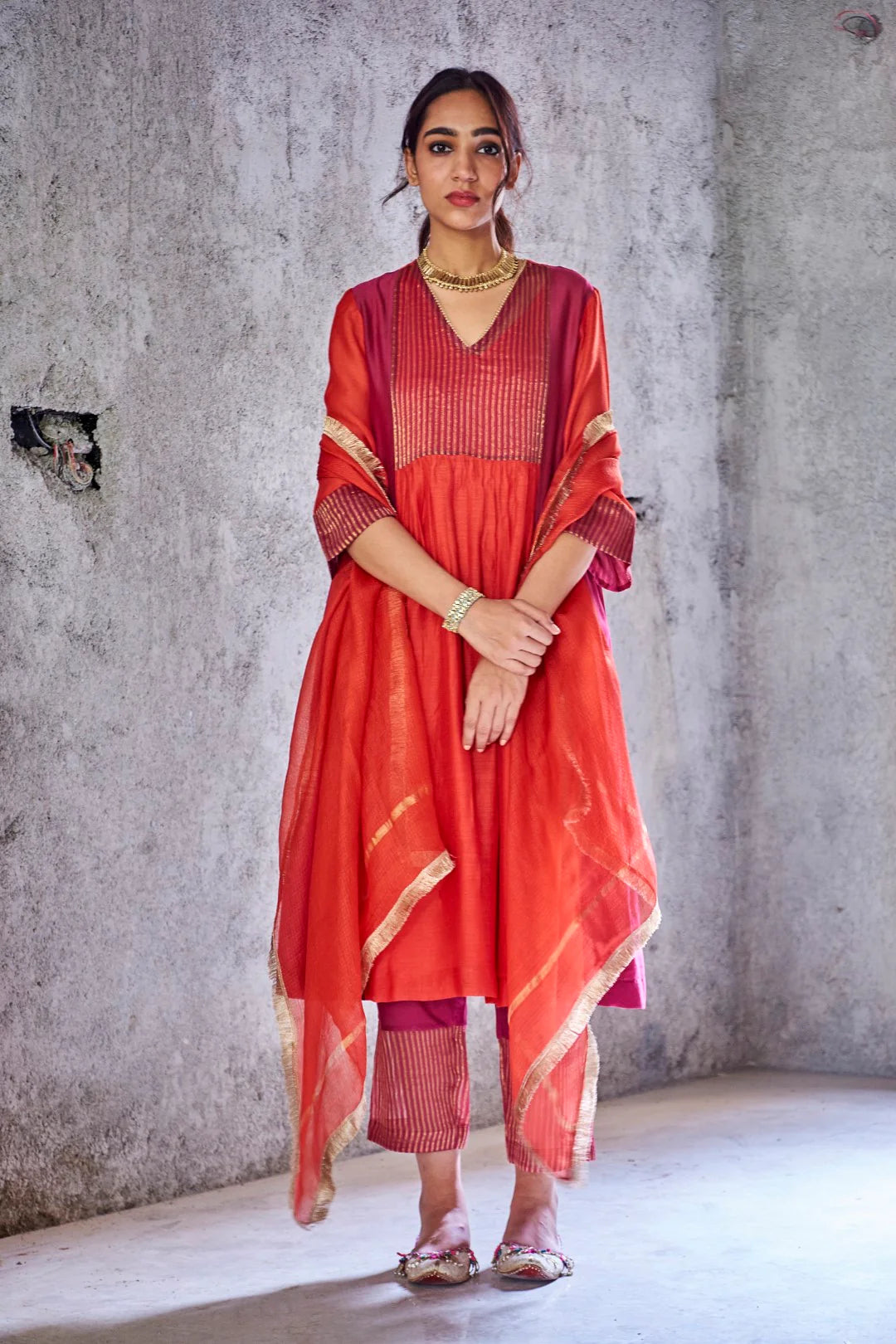 RED SILK CHANDERI ZARI STRIPE UMA KURTA SET