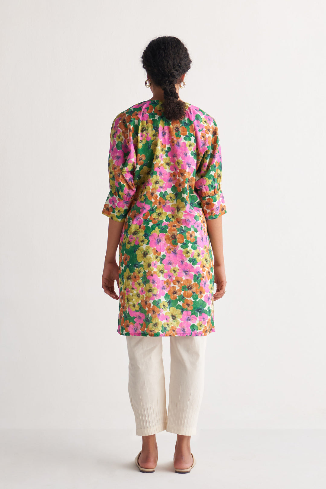 Multihued Gardenia Couching yoke Cape with Pintuck Pants