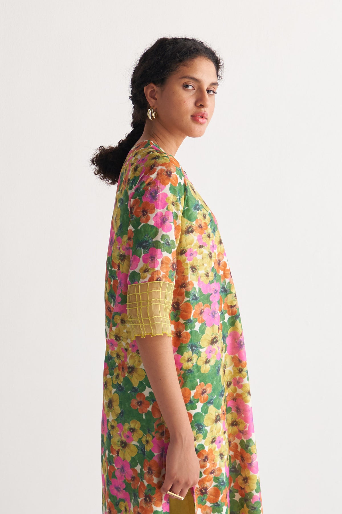 Multihued Gardenia Kurta with Sheer Pants & Scalloped Dupatta