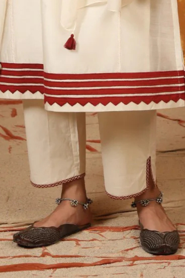 Ivory Cotton Pants With Embroidery