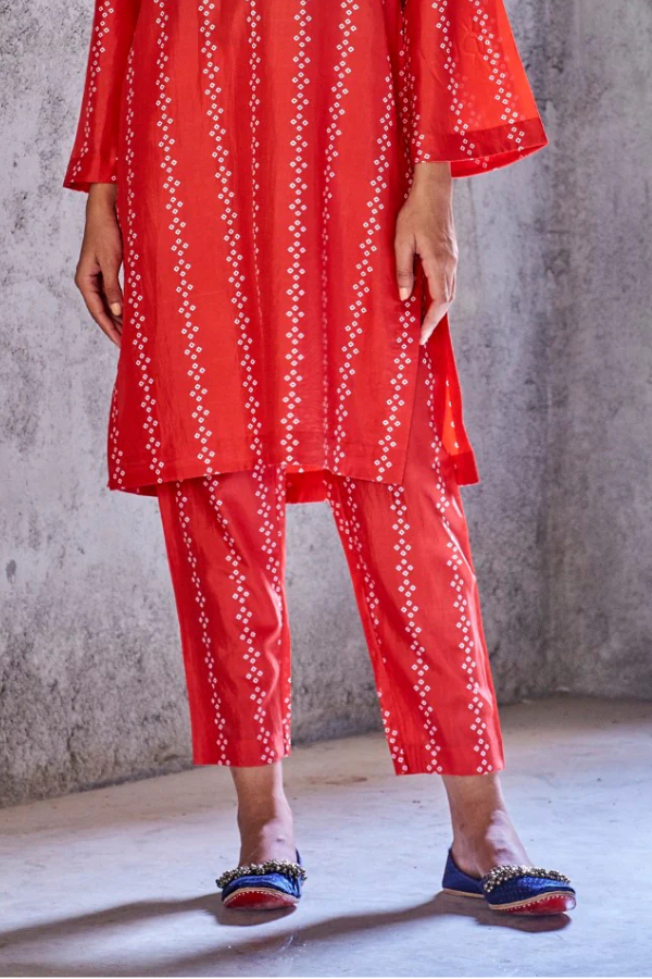 RED NATURAL SILK VERTICAL STRIPE BANDHANI PRINT BHAVYA PANTS