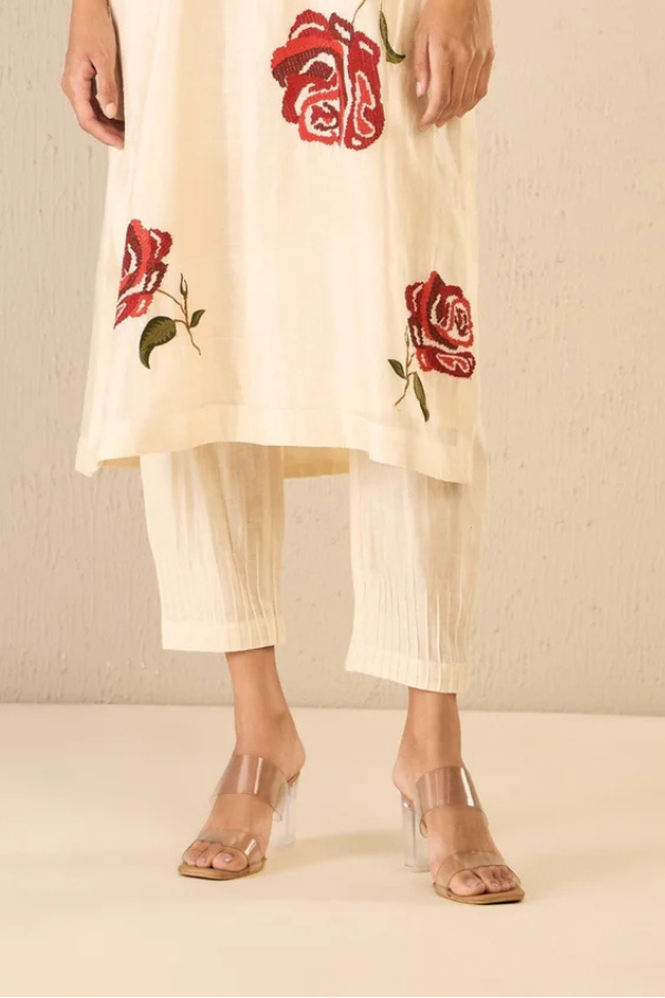 IVORY PINTUCK PANTS
