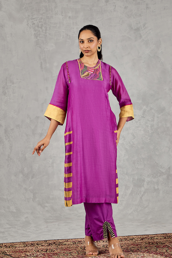 PURPLE SHORT ABSTRACT EMBROIDERY YOKE KURTA