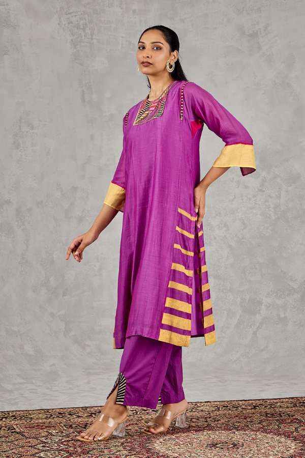 PURPLE SHORT ABSTRACT EMBROIDERY YOKE KURTA