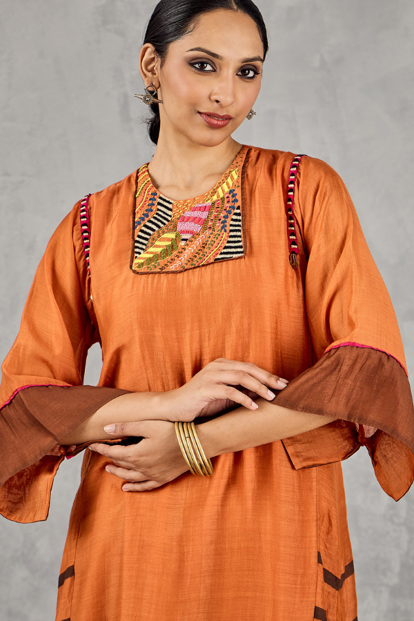 BURNT ORANGE SHORT ABSTRACT EMBROIDERY YOKE KURTA