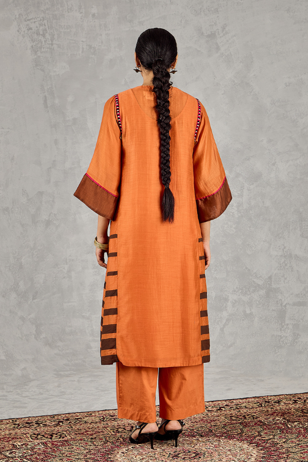 BURNT ORANGE SHORT ABSTRACT EMBROIDERY YOKE KURTA