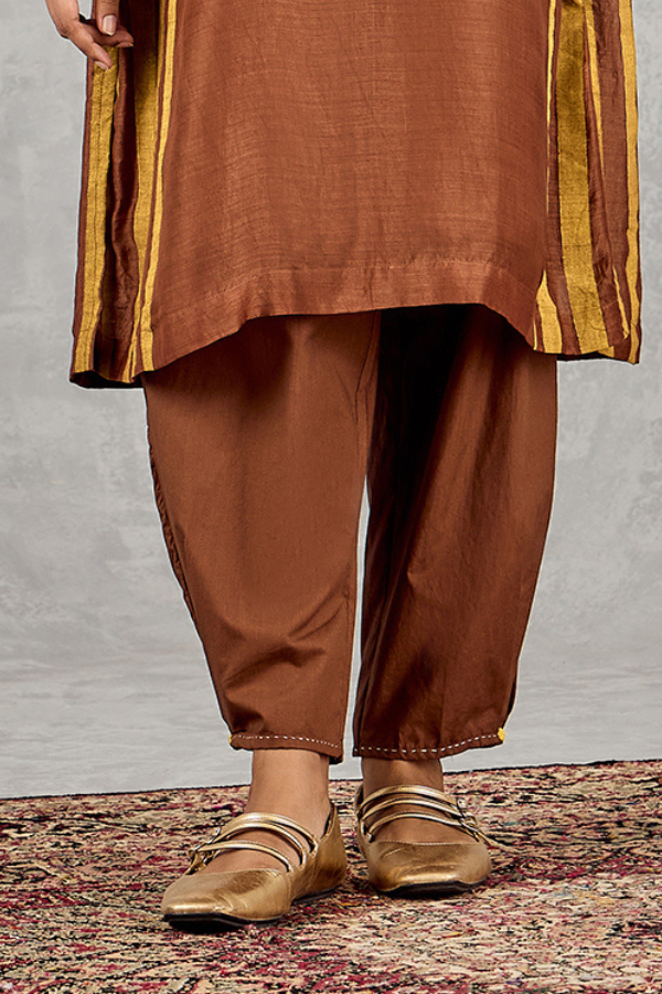 BROWN BOX PLEAT PANT