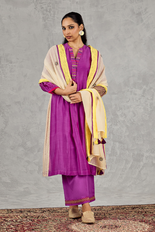 CREAM EMBROIDERED DUPATTA