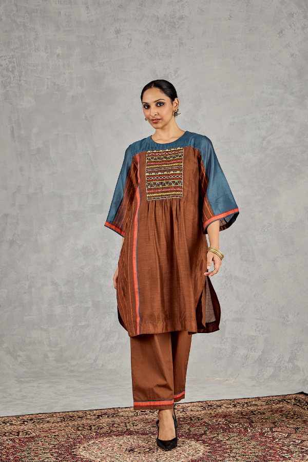 BROWN/BLUE COLOURBLOCK TUNIC