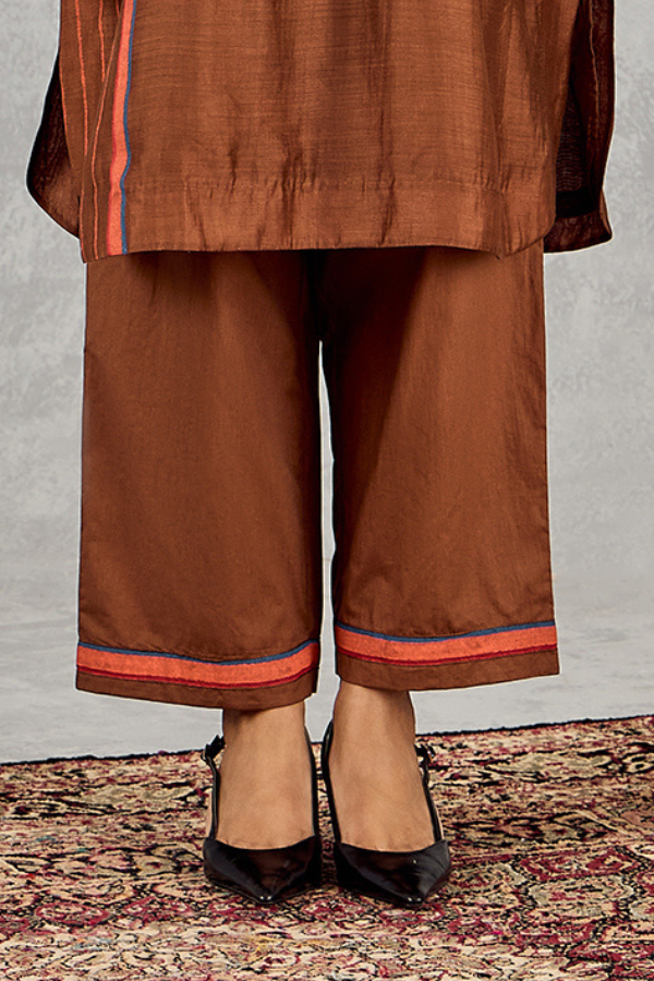 BROWN BLOCK PRINTED BORDER PANT