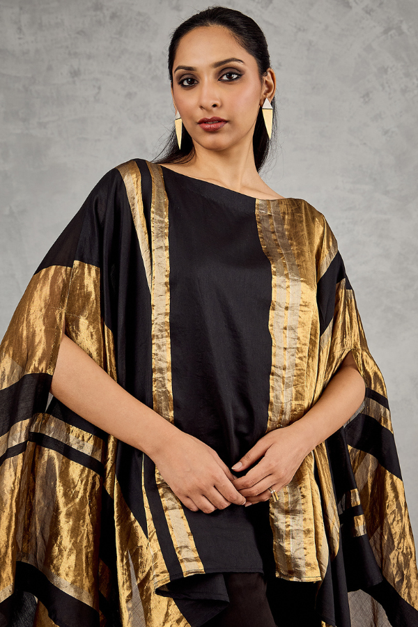 BLACK ASYMMETRICAL CAPE