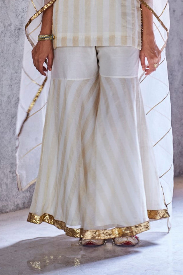 IVORY GOLD ZARI STRIPE HANDWOVEN CHANDERI MEERA GHARARA