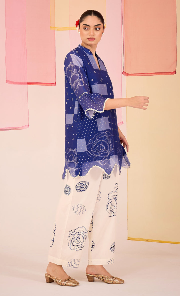 SAMAHAR: Blue Short Scallop Kurta with Wide Leg Pants