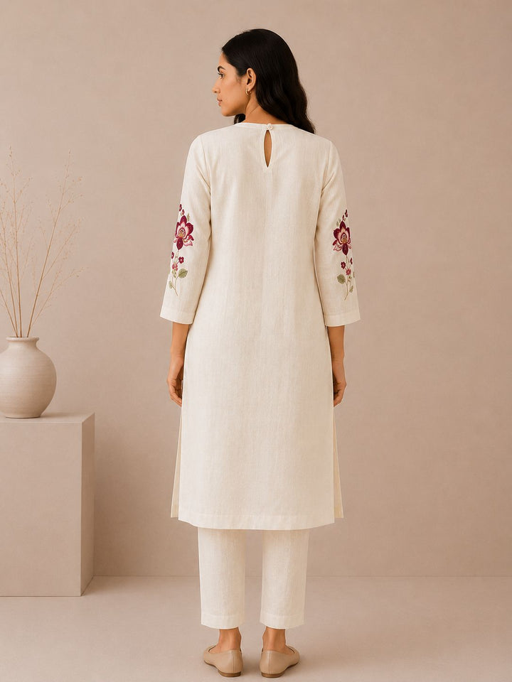 Raha : Straight Fit Cotton Kurta